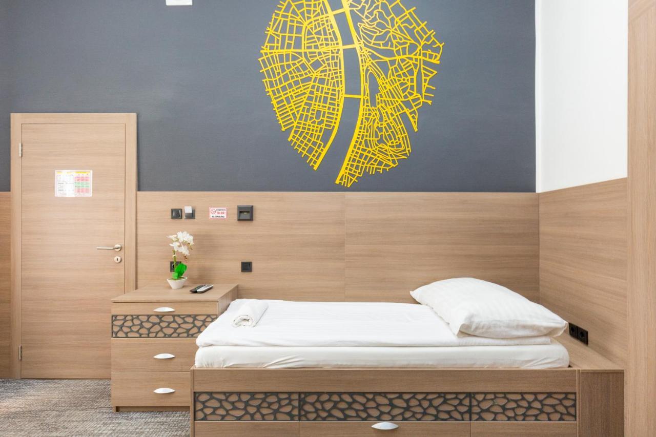 E14 Design Hostel Budapest Exteriör bild